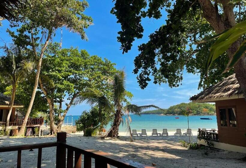 اتاق استاندارد با چشم‌انداز دریا, Samed Cabana Resort