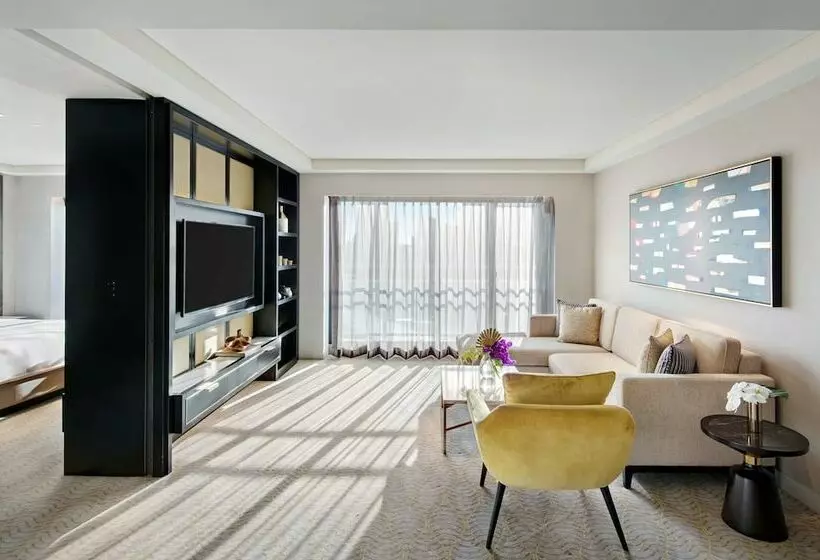 Sviitti, The Star Grand Hotel And Residences Sydney