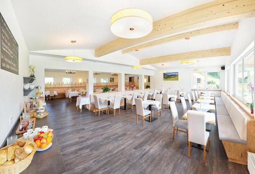 스탠다드 룸 산 전망, Hanauerlehen