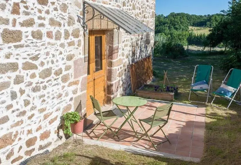 Huoneisto 2 Makuuhuonetta, Les Granges De Cassard