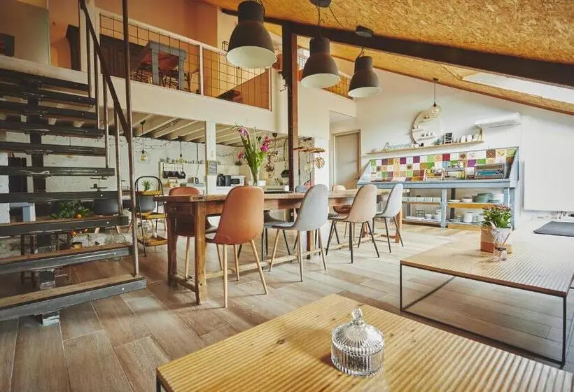 庭の見えるスタンダードトリプルルーム, B&b Maas En Heuvel Maastricht
