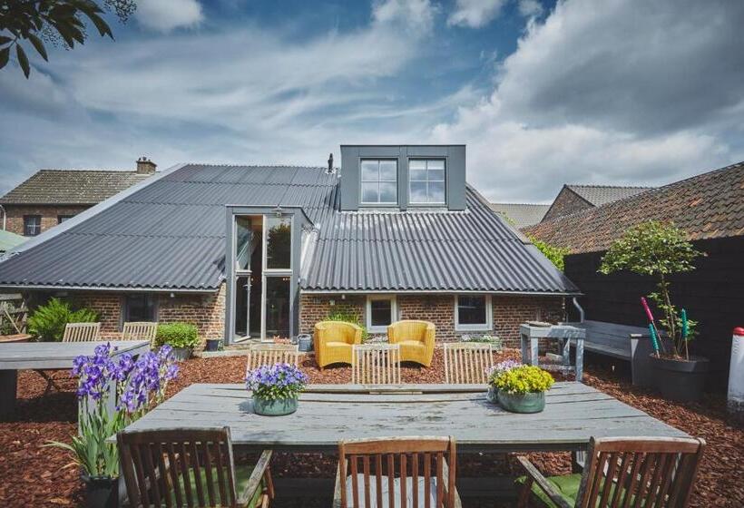 חדר דחוקס עם מיטת קינג, B&b Maas En Heuvel Maastricht