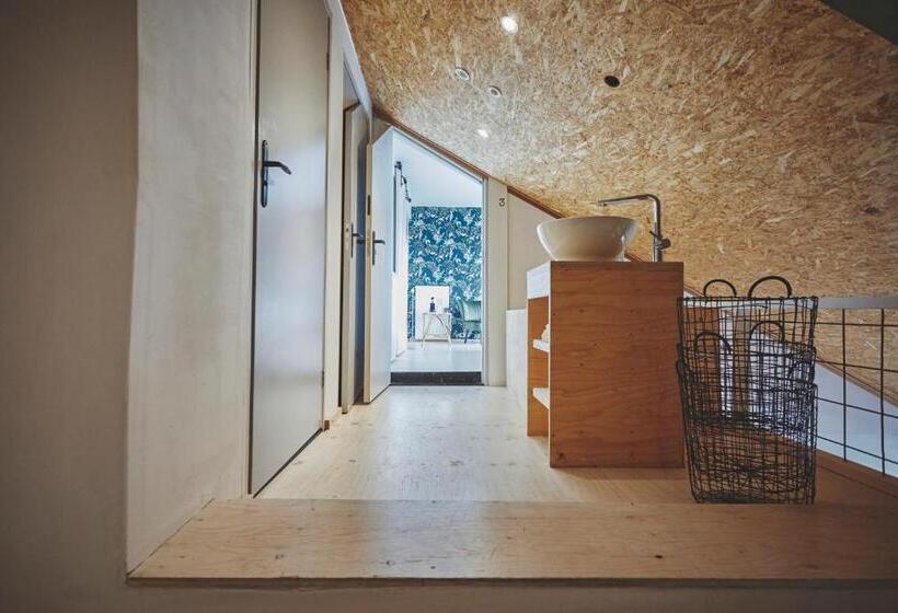 חדר סטנדרט לשלושה עם נוף לגינה, B&b Maas En Heuvel Maastricht