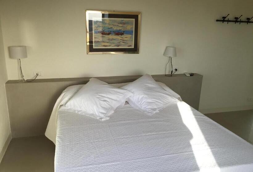 ガーデンビュースタンダードルーム, La Mortilla