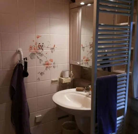 スタンダードルーム, Gästezimmer Am Hüstert