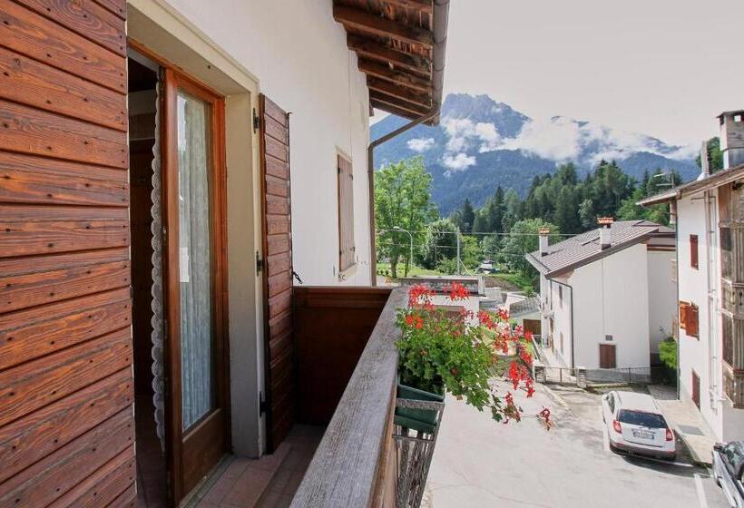 غرفة ديلوكس مزودة بشرفة, Casa Cadore