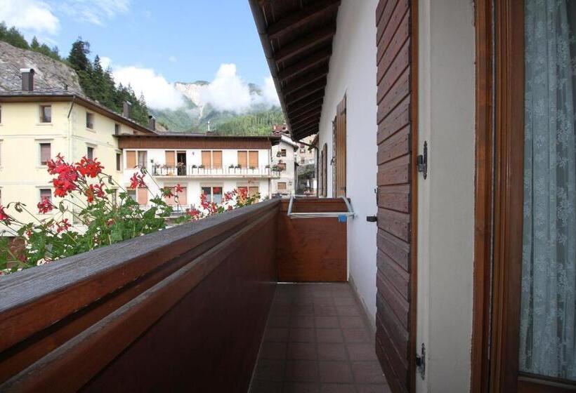 غرفة ديلوكس مزودة بشرفة, Casa Cadore
