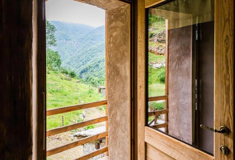 חדר סטנדרט נוף להרים, Chambres D Hôtes   Li Tzatagni