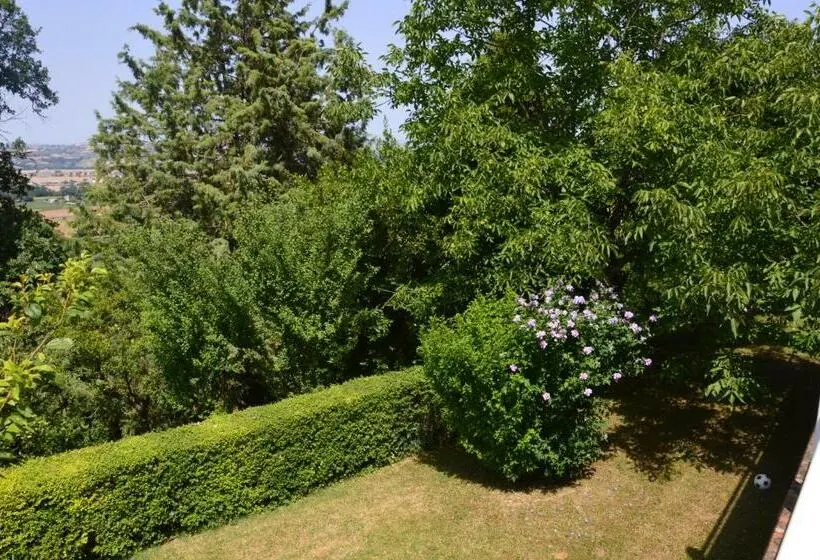 バルコニー付きスタンダードルーム, B&b Villa Lupidi