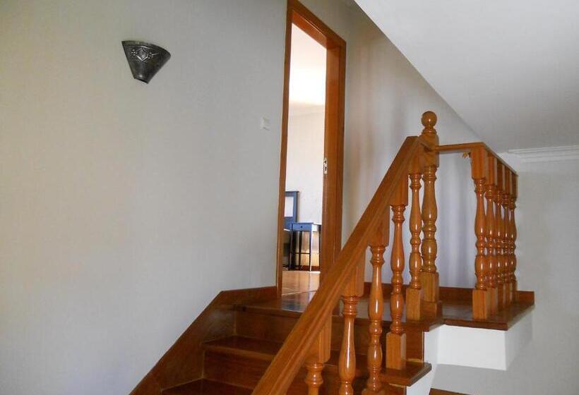 سوییت با چشم‌انداز کوه, Galo Preto   Sintra Guesthouse