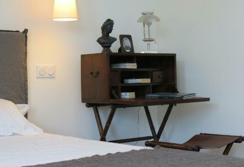 غرفة قياسية مزوَّدة بشُرفة, Le Castellas Du Pic St Loup