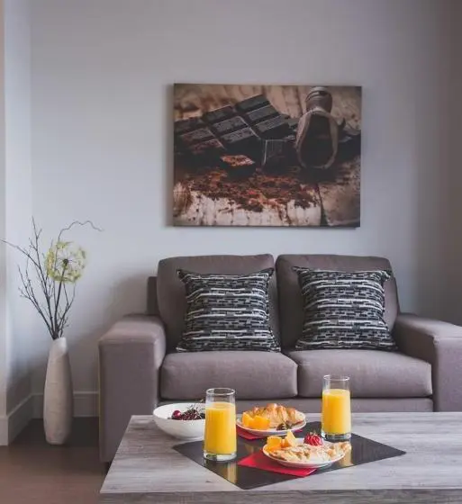 Suite with lake view, Les Suites De La Chocolaterie