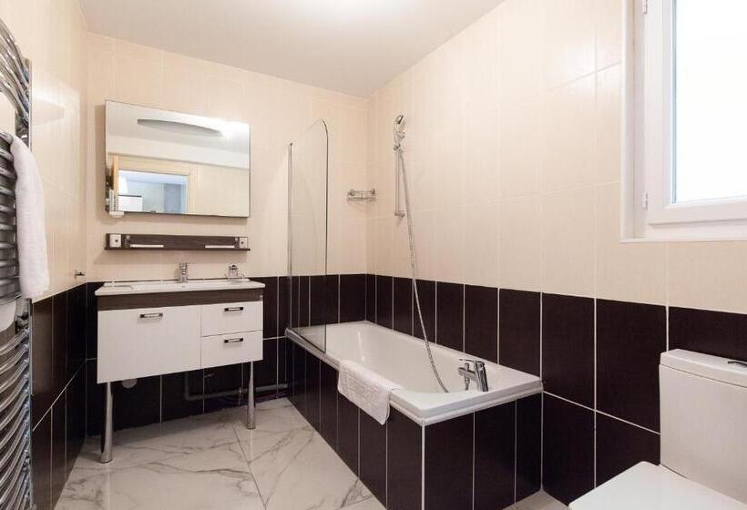 Апартаменты 1 Спальня Вид на Бассейн, Résidence D Azur Riou