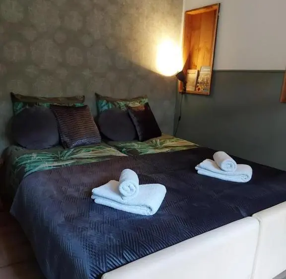 スタンダードルーム, Bed & Breakfast Hellendoorn