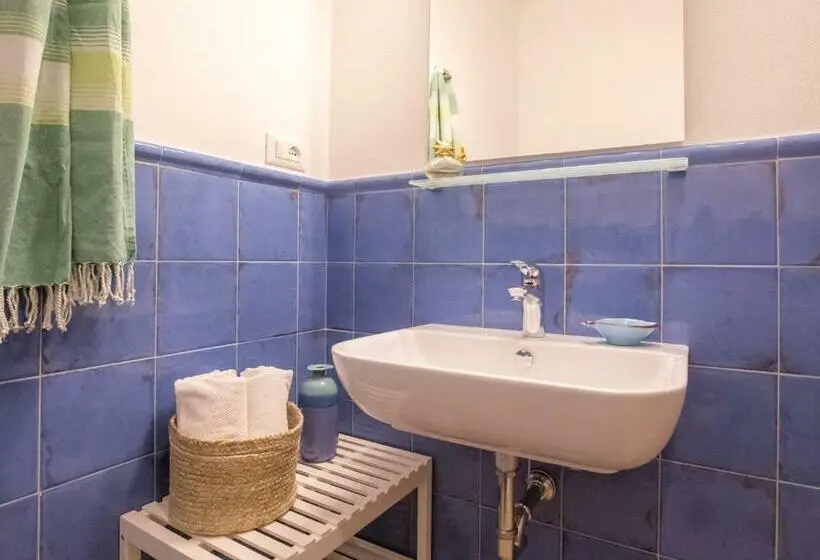 اتاق استاندارد, Creuza De Legnà