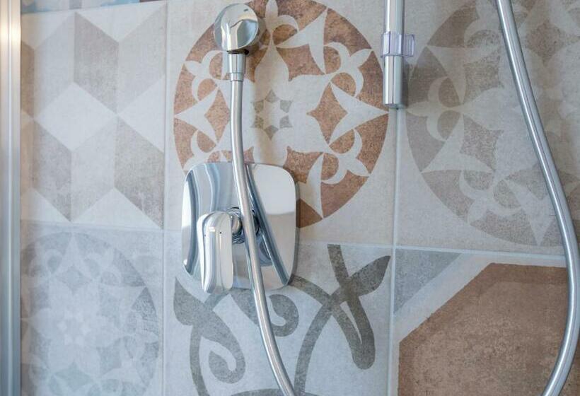 Chambre Standard, Creuza De Legnà