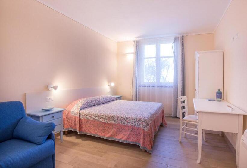 Chambre Quadruple Standard, Creuza De Legnà