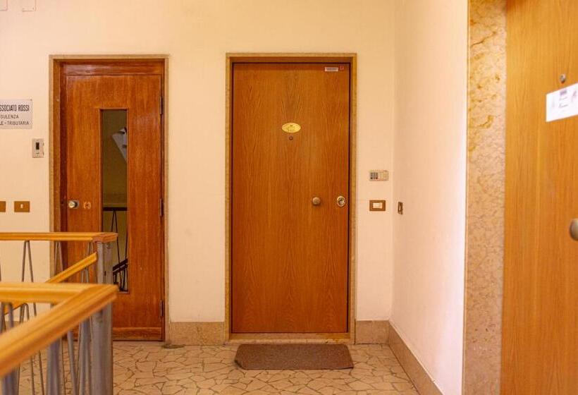 اتاق لوکس چهار تخته, Royal Giardini Dell Arena Relais   Royal Welcome