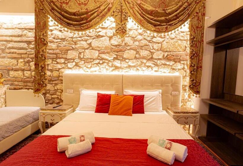 اتاق لوکس سه تخته, Royal Giardini Dell Arena Relais   Royal Welcome