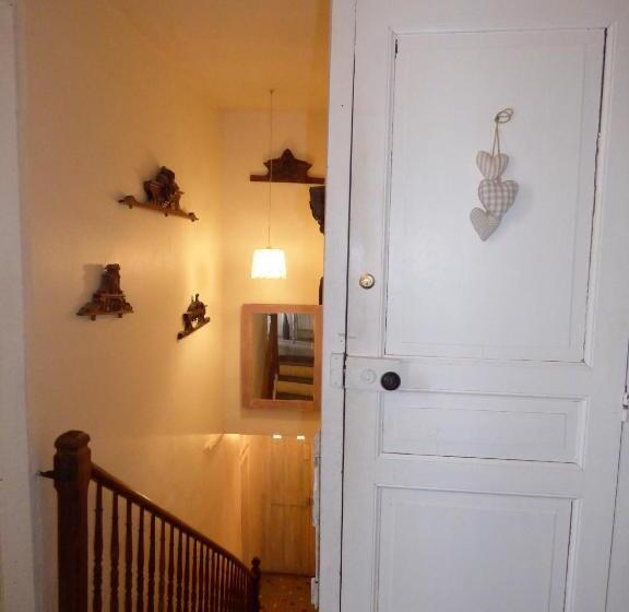 סוויטה משפחתית, Chambres D Hôtes Chez Valérie