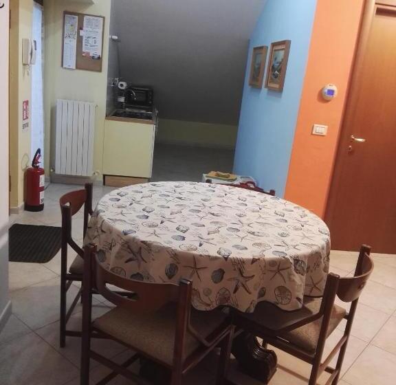 استودیو خانوادگی, Colle Dell Ara