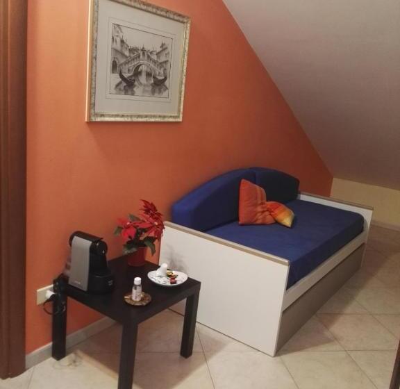 استودیو خانوادگی, Colle Dell Ara