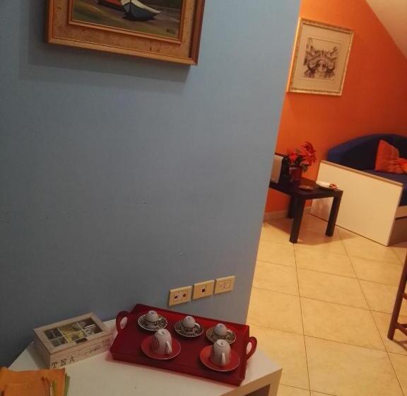 استودیو خانوادگی, Colle Dell Ara