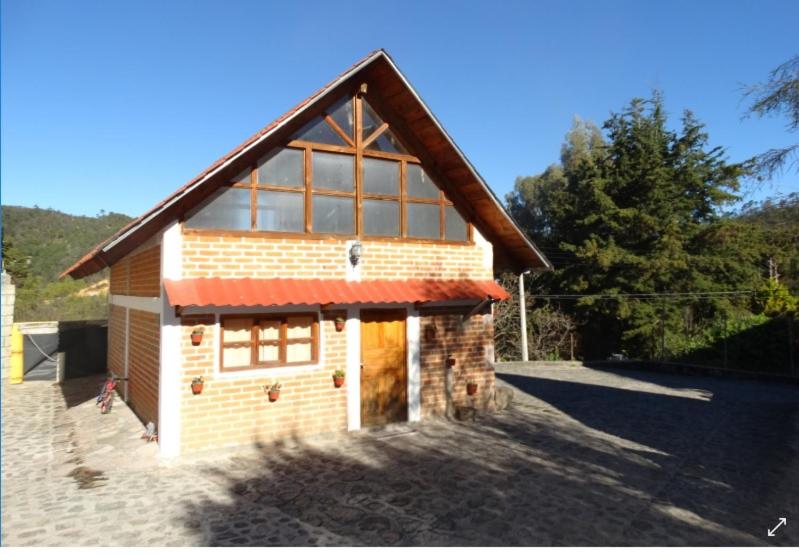 בונגלו משפחתי, Posada Santa María