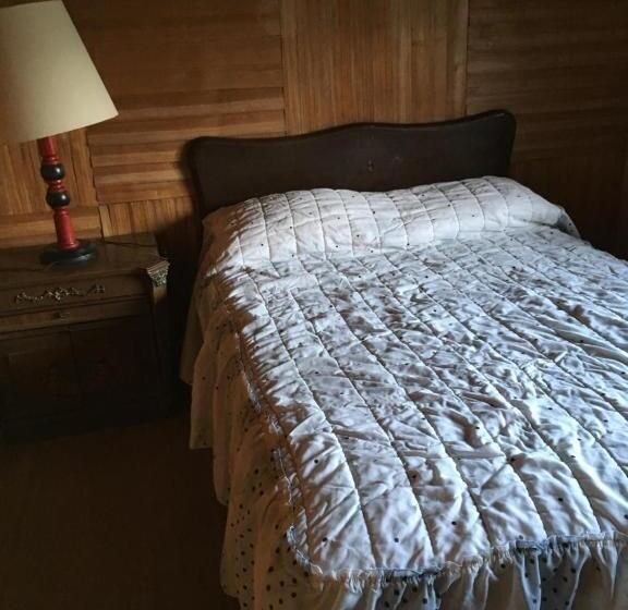 חדר משפחתי, Posada Santa María