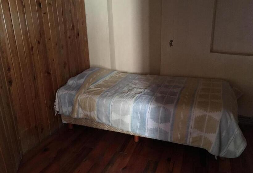 חדר משפחתי, Posada Santa María