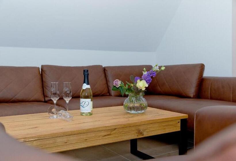 Номер Стандарт, Düne 74