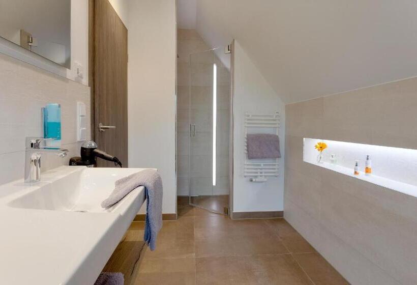 Семейный Номер, Düne 74