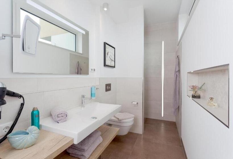 Семейный Номер, Düne 74