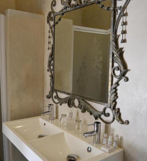 스탠다드 자쿠지 룸, Hidden Grace