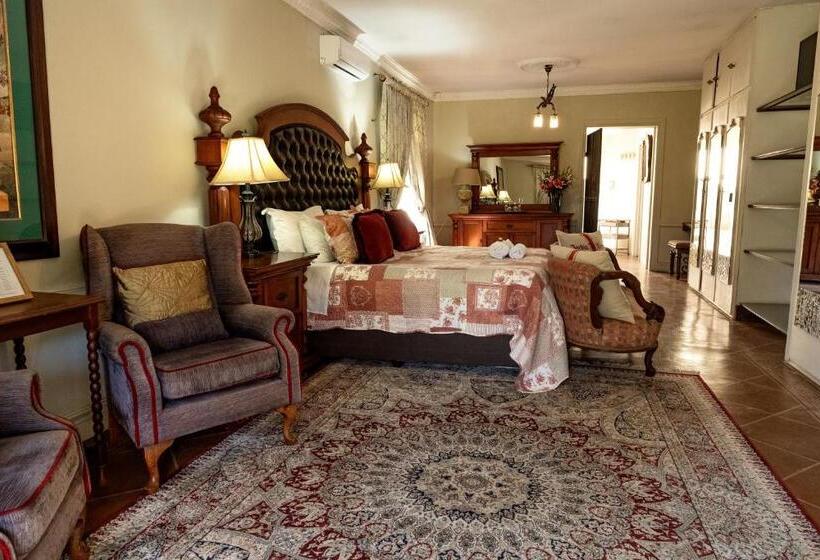 디럭스 스위트 킹 침대, Hidden Grace