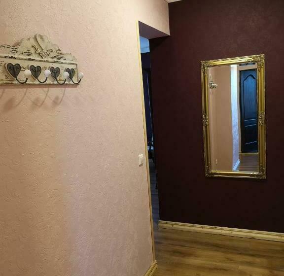 اتاق استاندارد چهارنفره با بالکن, Villa Victoria