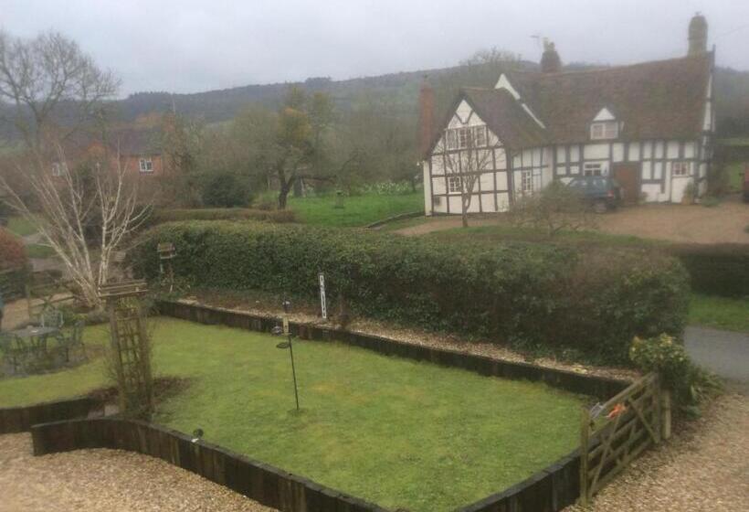 חדר דלוקס נוף לגינה, Arden Croft