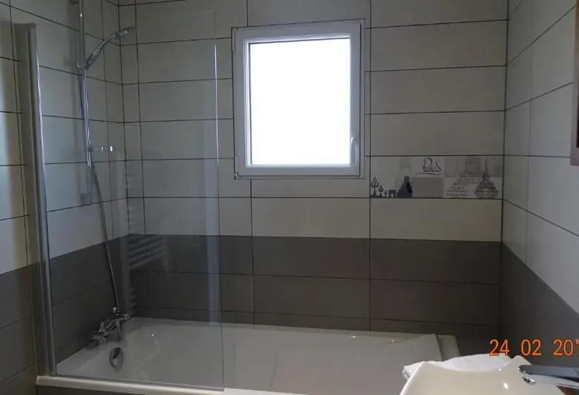 ファミリールーム, Chambres D Hôtes Nature Et Bois Bed And Breakfast