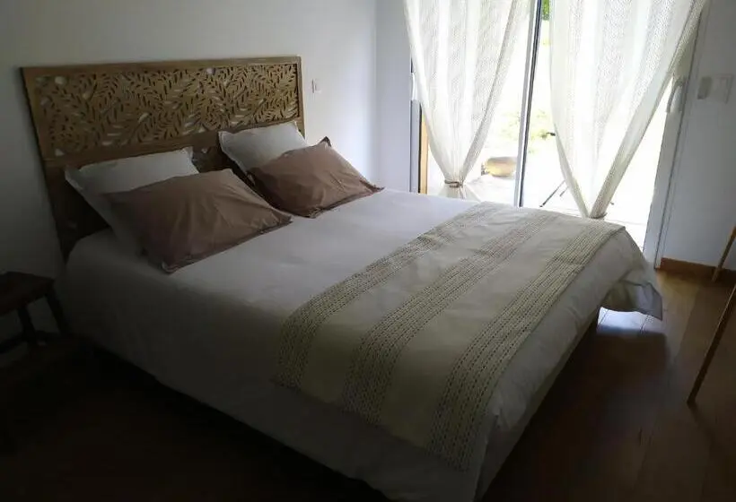 ガーデンビュースタンダードルーム, Chambres D Hôtes Nature Et Bois Bed And Breakfast