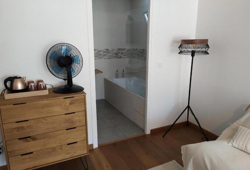 ガーデンビュースタンダードルーム, Chambres D Hôtes Nature Et Bois Bed And Breakfast