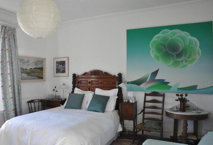 Семейный Номер Вид на Горы, Mid Wales Arts B&b