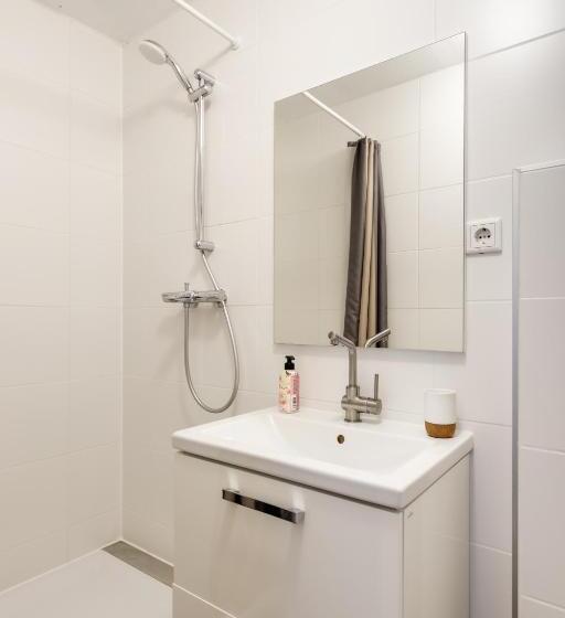 스탠다드 룸, The Cabin At Zwolle Centraal