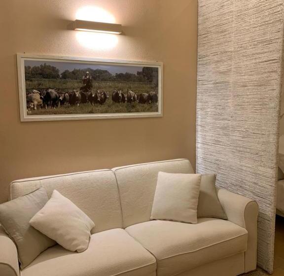 اتاق لوکس خانوادگی, Countryhouse64