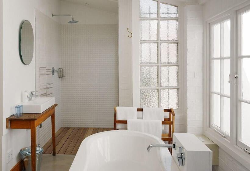 スタンダードルーム, Chartfield Guesthouse