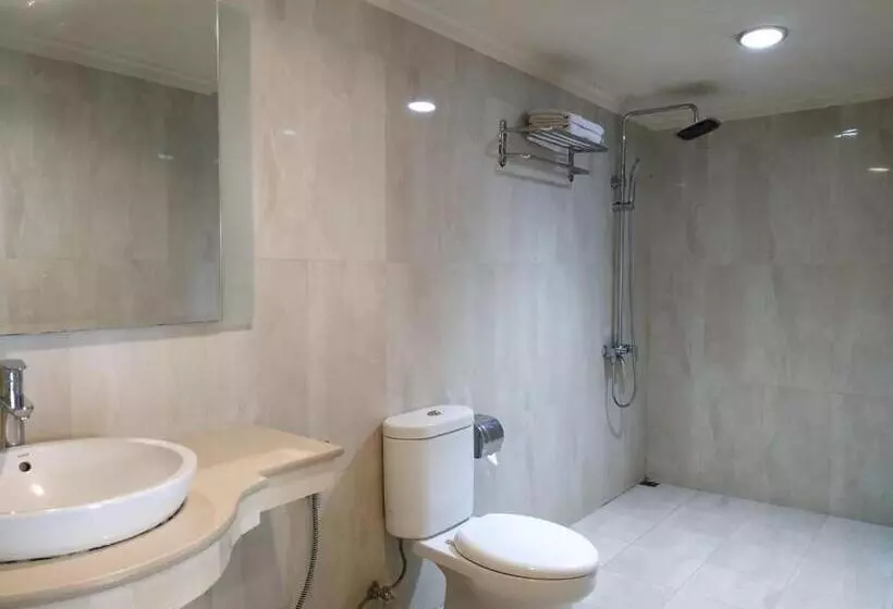 اتاق سوپریور, Grand Rosela Yogyakarta