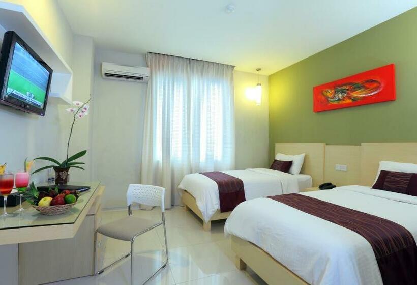 Номер Superior, Lombok Plaza Hotel And Convention