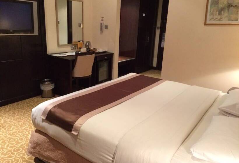 Номер Deluxe, London Suites