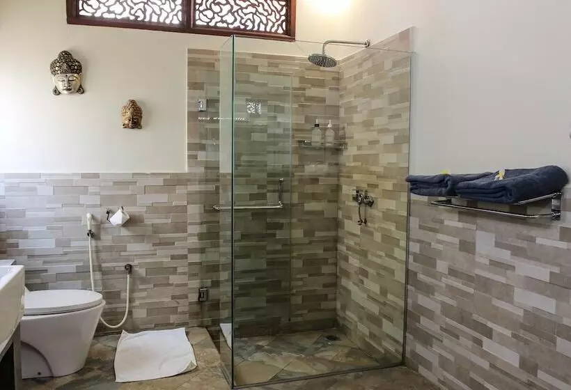 ویلای یک اتاق خوابه با استخر شنا, Luce D Alma Resort