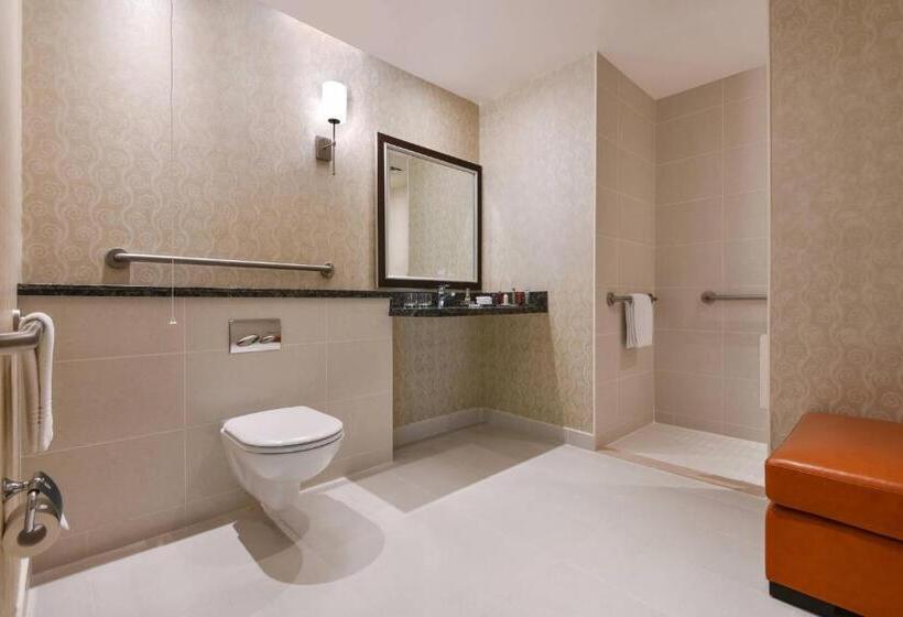 اتاق سوپریور با تخت بزرگ, Marriott Marquis City Center Doha