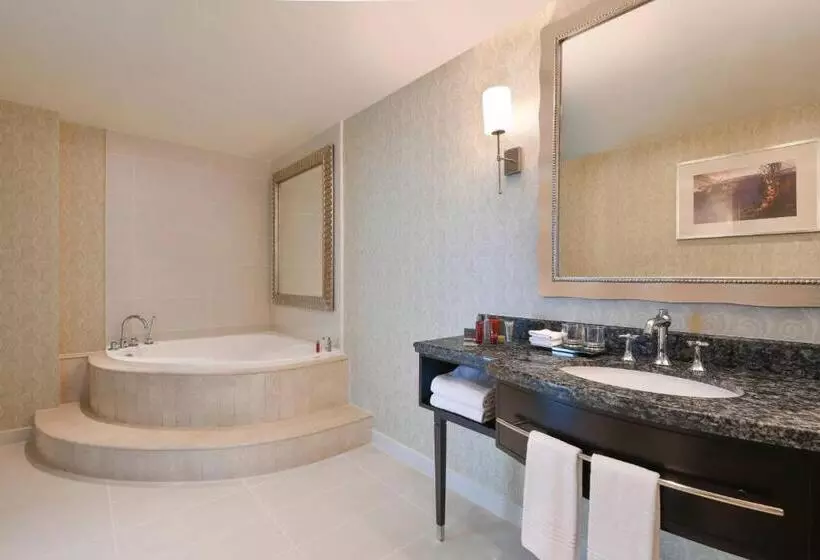 سوییت جونیور اجرایی, Marriott Marquis City Center Doha